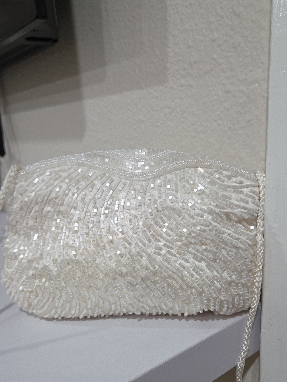 Vintage Vanessa Elegant White Glass Beaded Women's Clutch